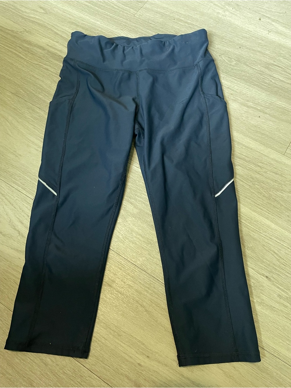 Xersion Cropped Active Leggings with Reflective Accents